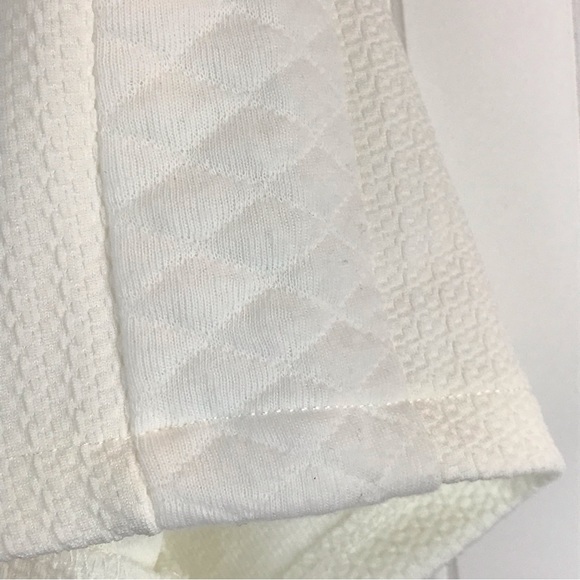 TOBI Boxy Top, Large, Cream Quilted Knit Detail, Embroidered, Short Sleeve - Picture 14 of 14